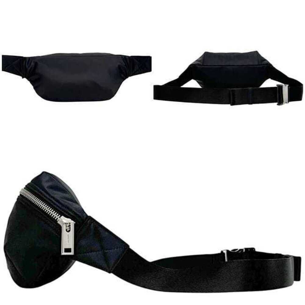 Burberry Body Bum Crossbody Belt Bag Black Waist Belt Zipper Plate Crossbody - Picture 2 of 10